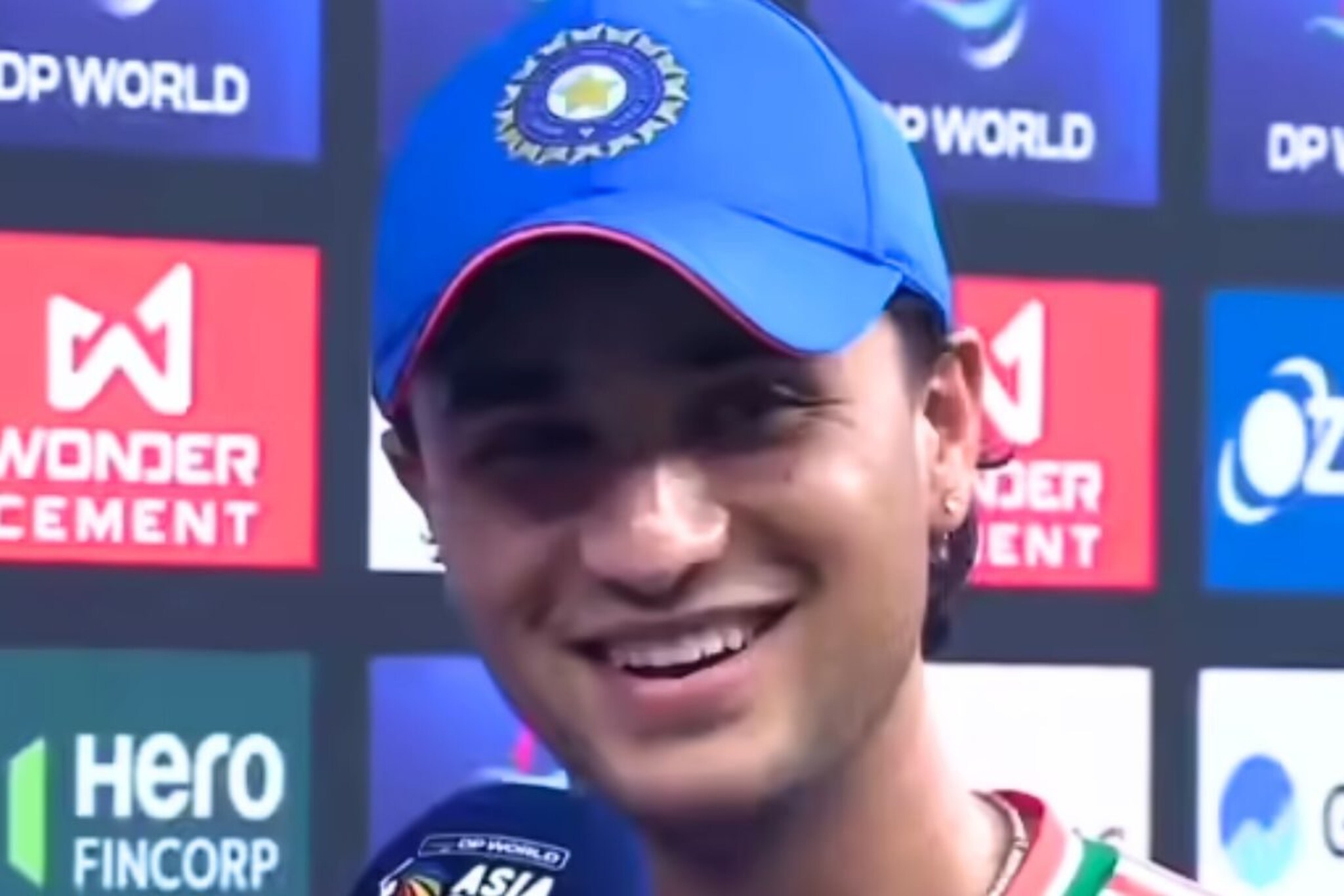 मॅचमध्ये जमलं नाही पण बाहेर ठोकलं! अवॉर्ड जिंकताच उडवली शाहीन आफ्रिदीची खिल्ली