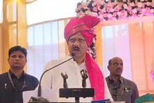 अवतीभवती गोल्डनमॅनचा वावर, अजित पवारांनी बरोबर लक्षात ठेवून कार्यक्रम केला, नेते पोट धरून हसले