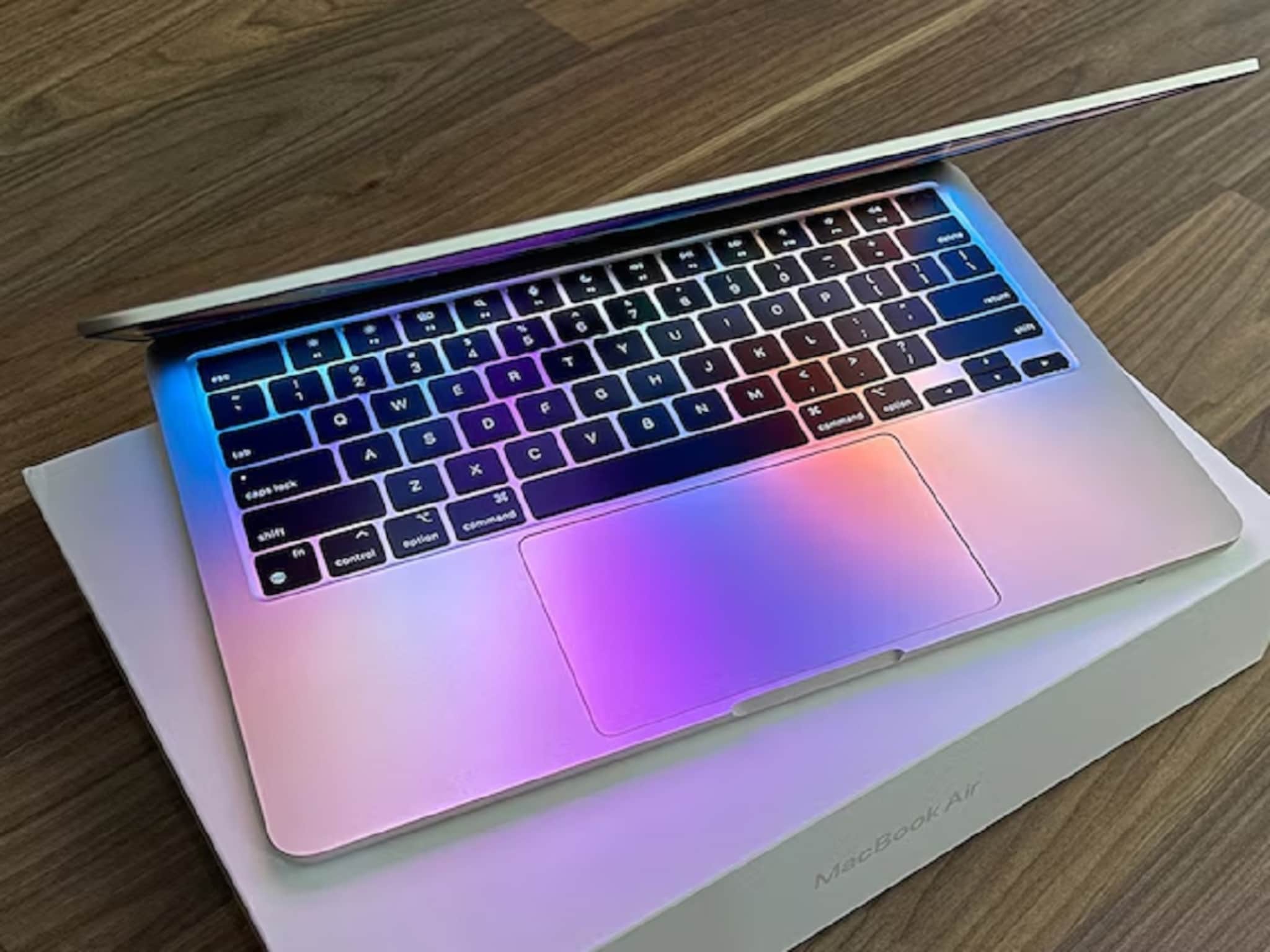 Amazon सेलमध्ये ₹35 हजारांहून कमीमध्ये मिळतोय पॉवरफू लॅपटॉप! मॅकबुकही स्वस्त