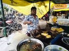 पगारदार नोकरापेक्षा पवनचं नाश्ता सेंटर भारी, दिवसाचा गल्ला फक्त 9 हजार रुपये