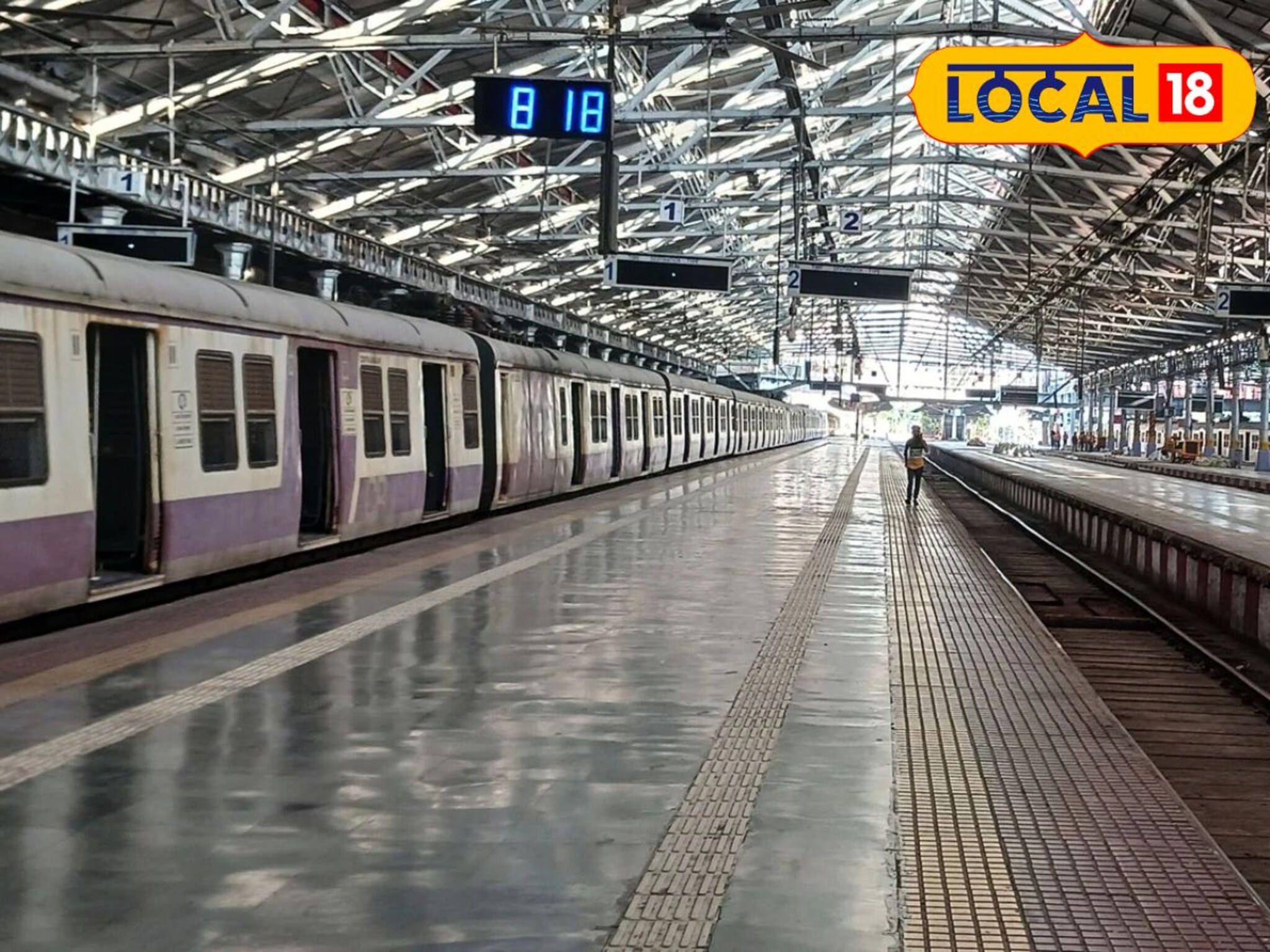 Csmt Station : मुंबईकरांसाठी मोठी बातमी! सीएसएमटी स्थानकात मोठा बदल; 3 महिने प्लॅटफॉर्म बंद Csmt Station : मुंबईकरांसाठी मोठी बातमी! सीएसएमटी स्थानकात मोठा बदल; 3 महिने प्लॅटफॉर्म बंद