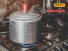 कुकरमधून पाणी बाहेर येण्याची समस्या? या 5 सोप्या ट्रिक्स वापरा, काम होईल सोपं...
