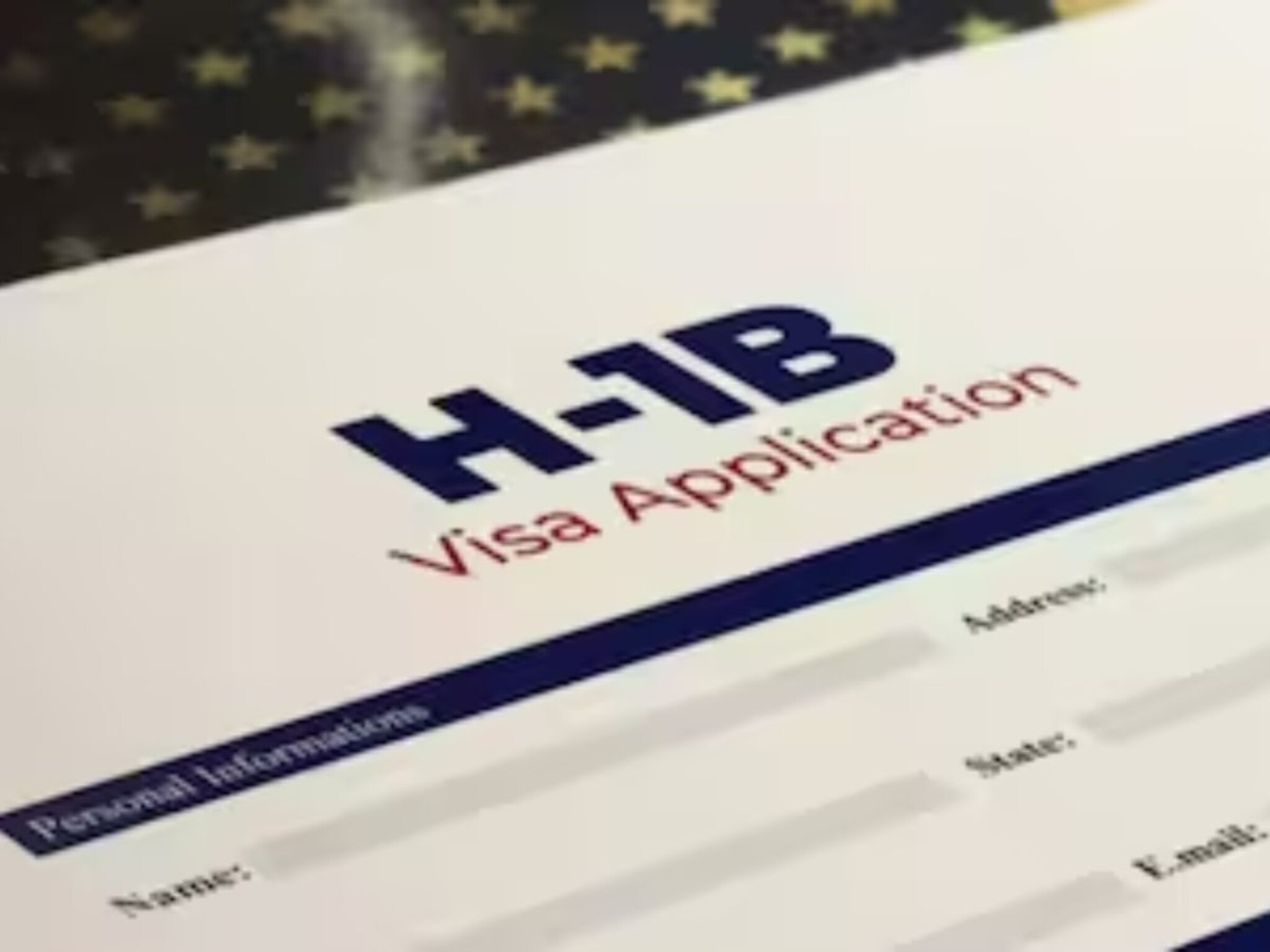 Explainer: ट्रम्पचा व्हिसा बॉम्ब; H-1Bमुळे भारतीयांसाठी काय बदलणार? किती फटका? नवा नियम कोणासाठी घातक