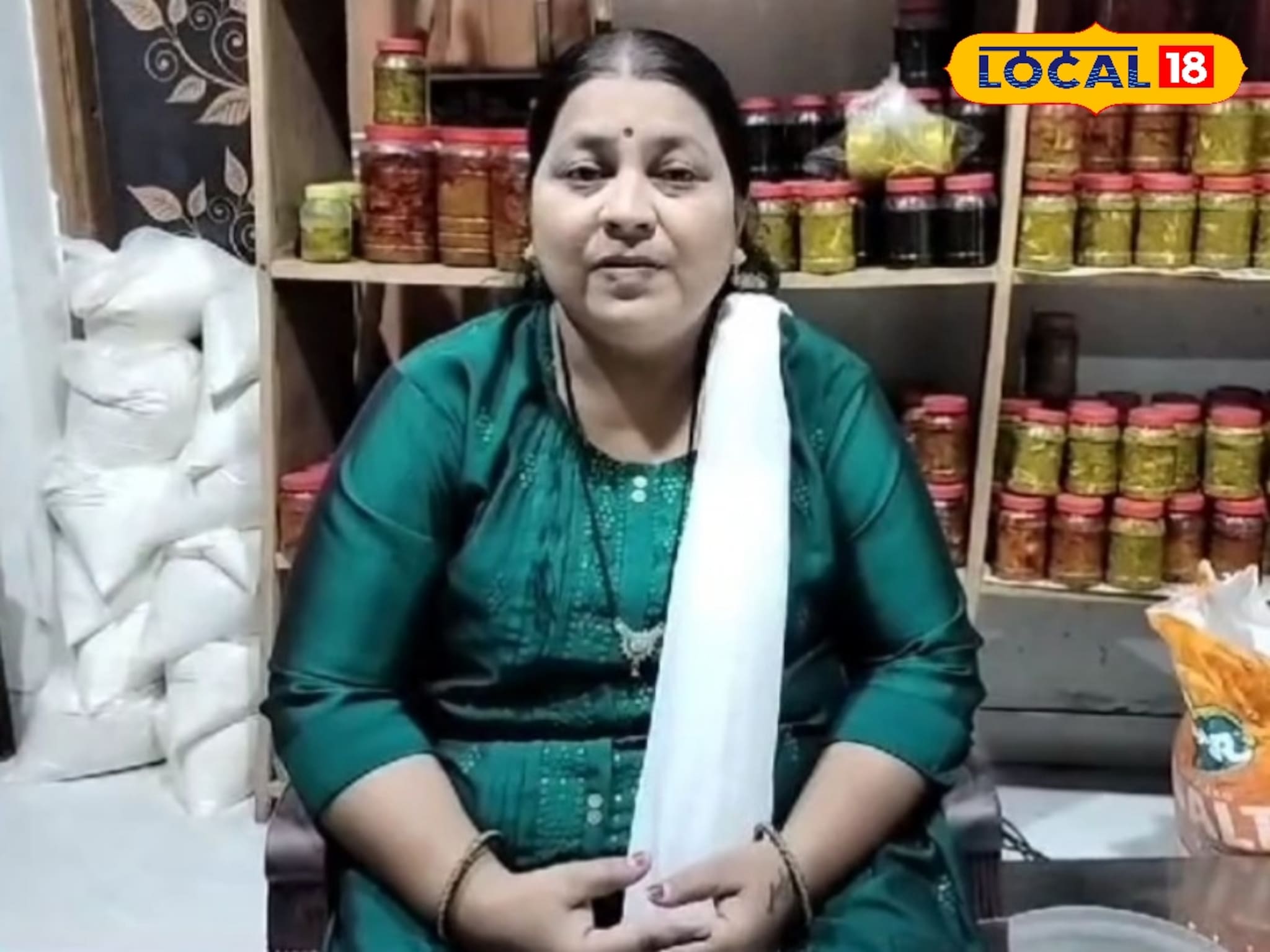 सायकलवर विकले पापड, शेवया, पती-पत्नीच्या मेहनतीला फळ, वर्षाला 30 लाखांची उलाढाल