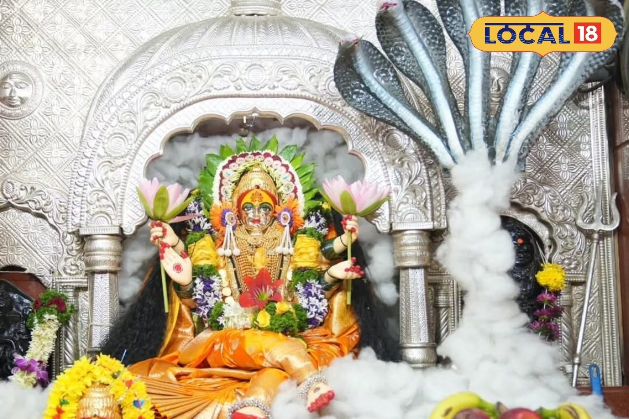 पुण्यात तुळजाभवानीची स्वयंभू मूर्ती, बोललेला नवस पूर्ण होतोचं, काय आहे आख्यायिका