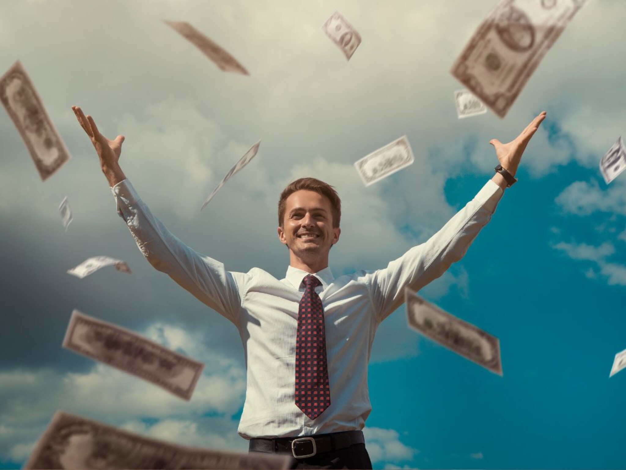 बाबो! दर 30 मिनिटांनी भारतातील एक कुटुंब बनतंय करोडपती, कसं काय? Wealth Report