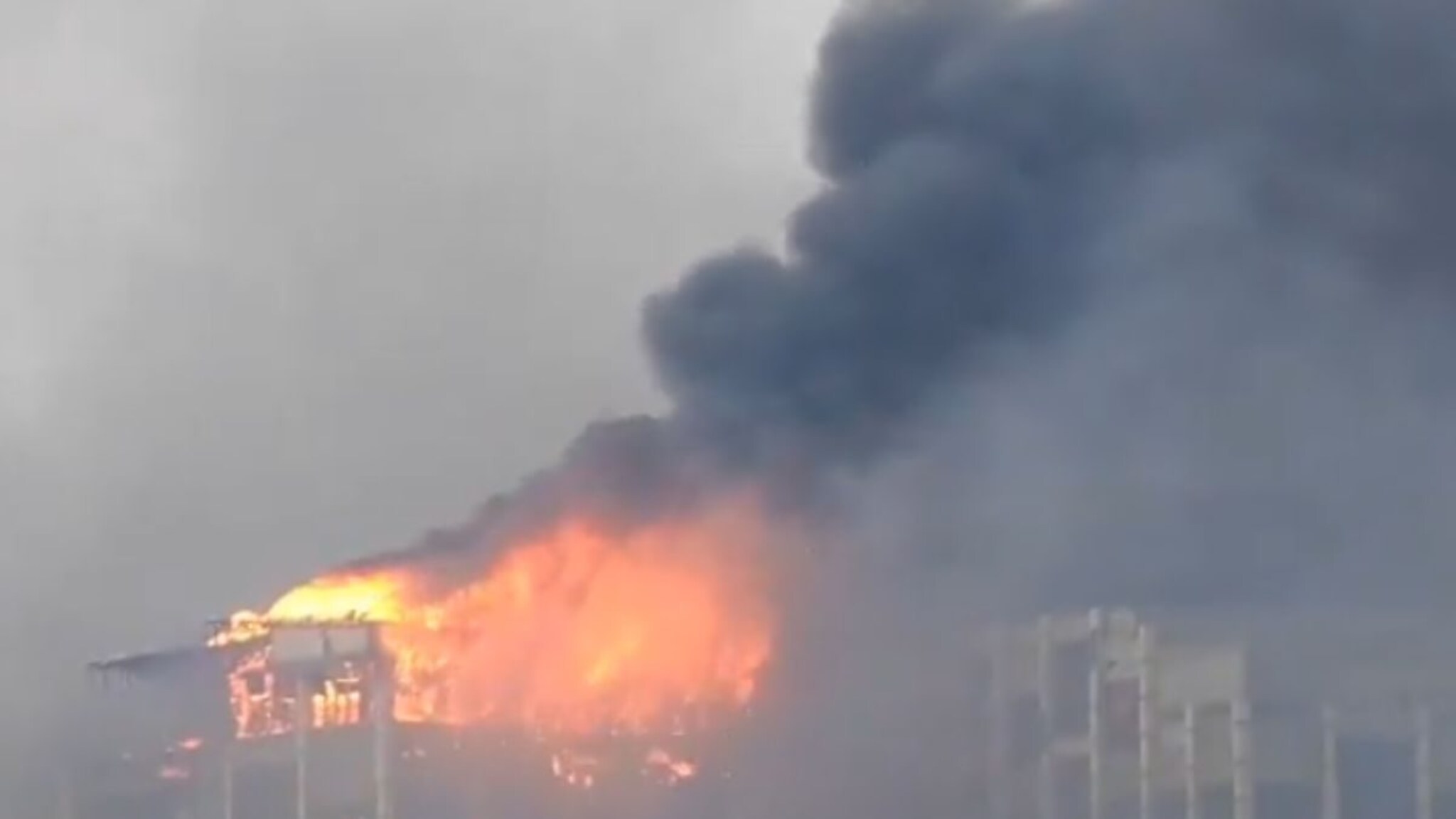 नेपाळमध्ये सत्तेची ऐतिहासिक कलाटणी, जेन-झीचा धाडसी निर्णय; जगाच्या इतिहासातील दुर्मिळ घटना, नेतृत्वासाठी सुशीला कार्की यांची निवड