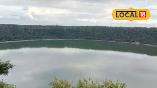 Lonar Lake: बुलढाण्यातील जिओ हेरिटेज साइट धोक्यात! जबाबदार कोण, माणूस की निसर्ग? Lonar Lake: बुलढाण्यातील जिओ हेरिटेज साइट धोक्यात! जबाबदार कोण, माणूस की निसर्ग?