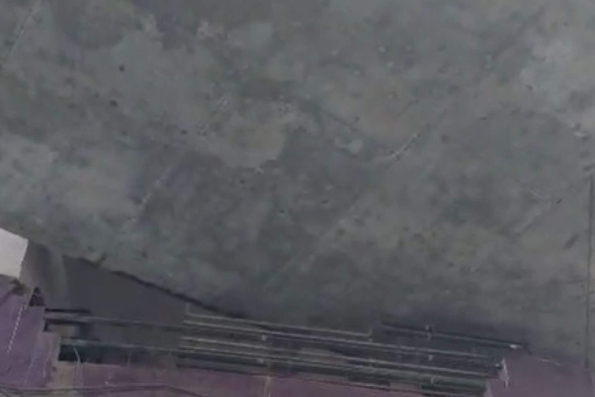 MPच्या 90 डिग्री ब्रिजला नागपूरने मागे टाकले, अशोक चौकातल्या घरातून गेला  शॉकिंग