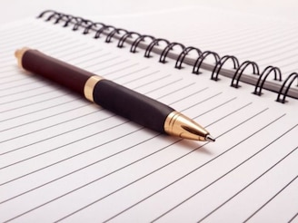 PEN चा फुलफॉर्म काय? वापरतात सगळे, पण हुशार लोकांनाही माहिती नसेल