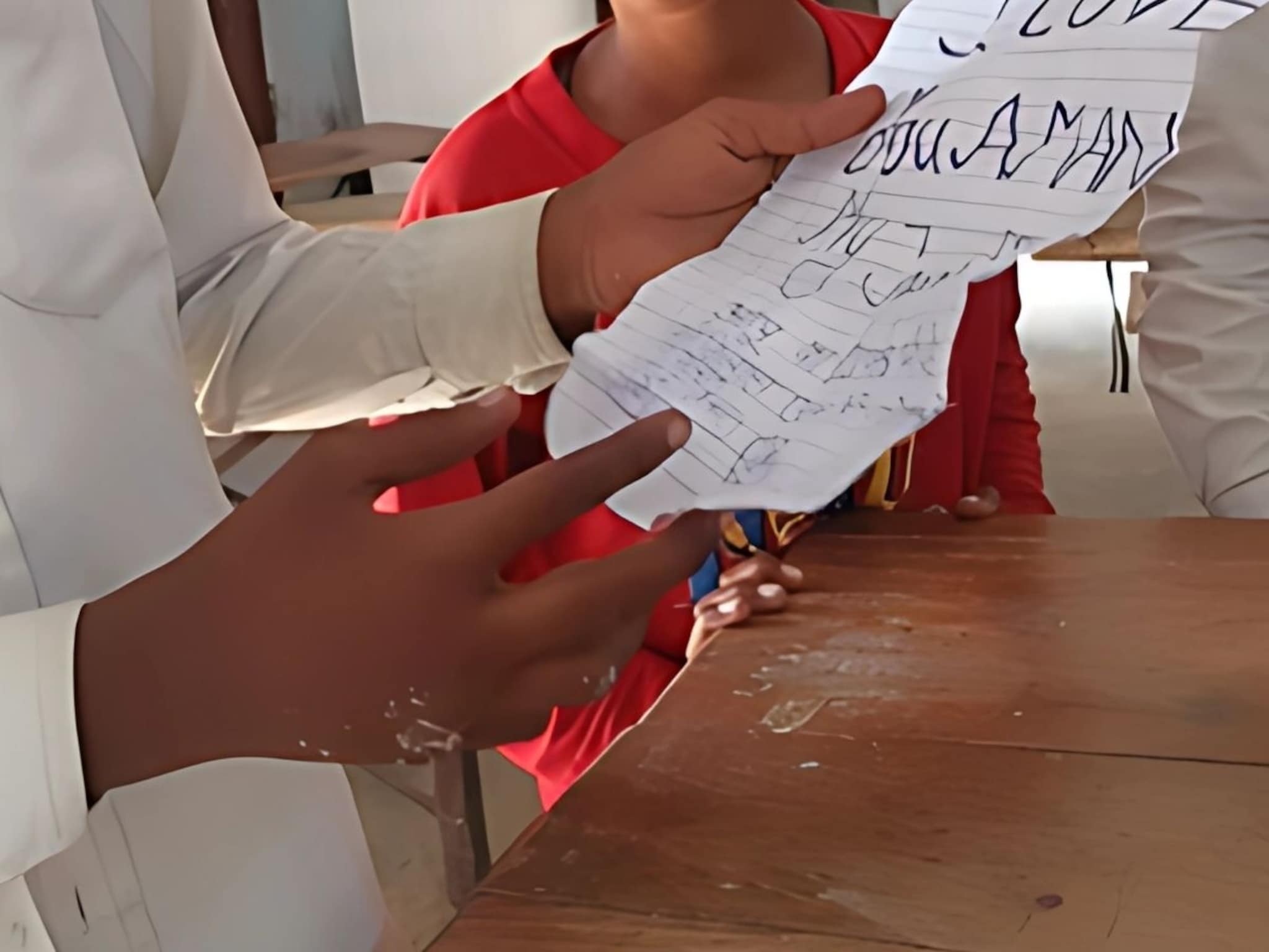 आलू पराठा, एक ग्लास पाण्याचा, तुझ्या आठवणीत...; सहावीच्या मुलीचं Love Letter Viral, वाचून लोक बेशुद्ध