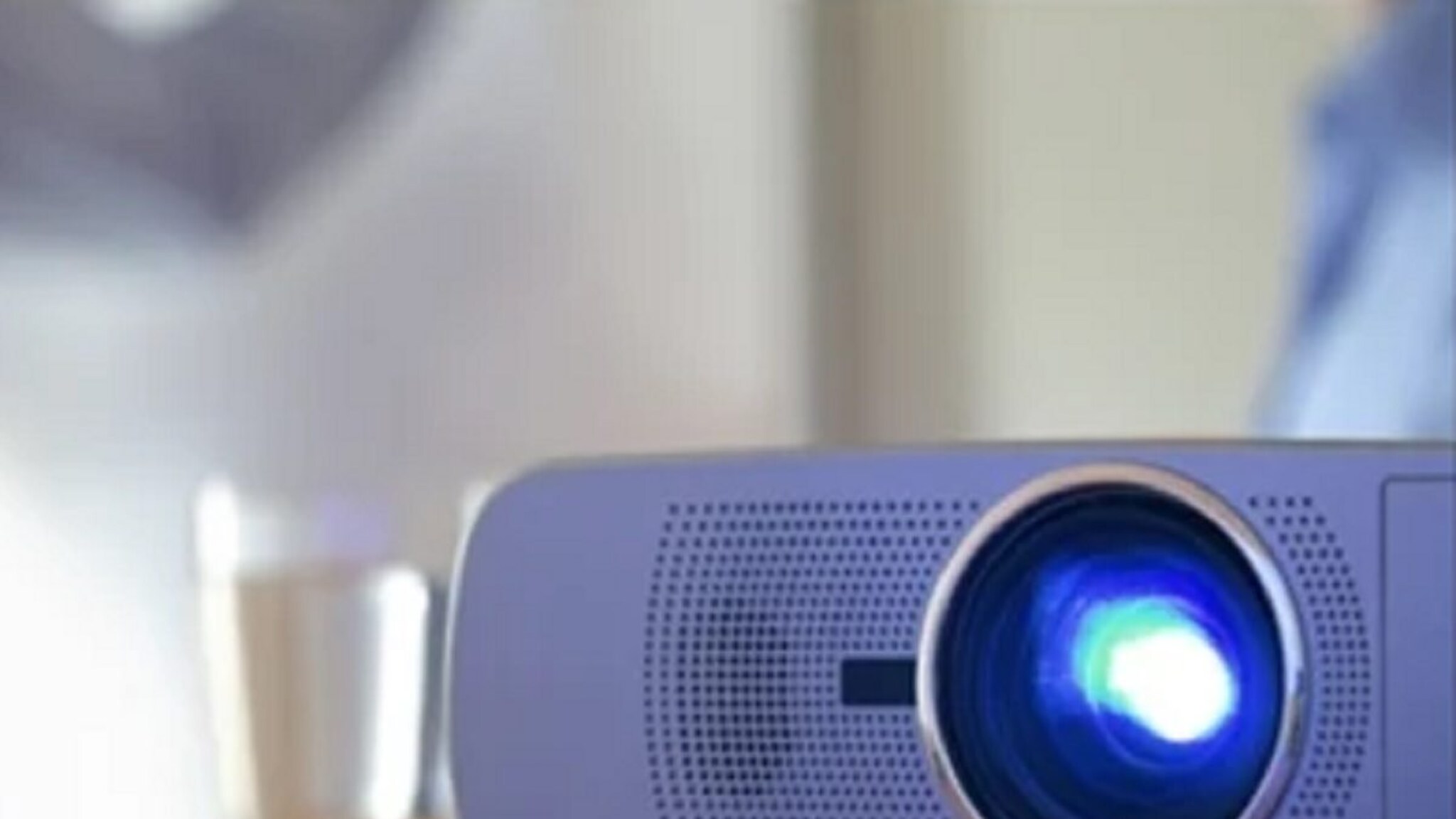 6,990 रुपयांत तुमच्या घरात असेल प्रायव्हेट थिएटर! मिळेल जबरदस्त एक्सपीरियन्स