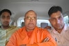 विद्यार्थीनींचे लैंगिक शोषण करणाऱ्या चैतन्यनंदला अटक, पहाटे झाली कारवाई