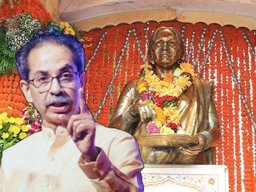 उद्धव ठाकरे-मीनाताई ठाकरे