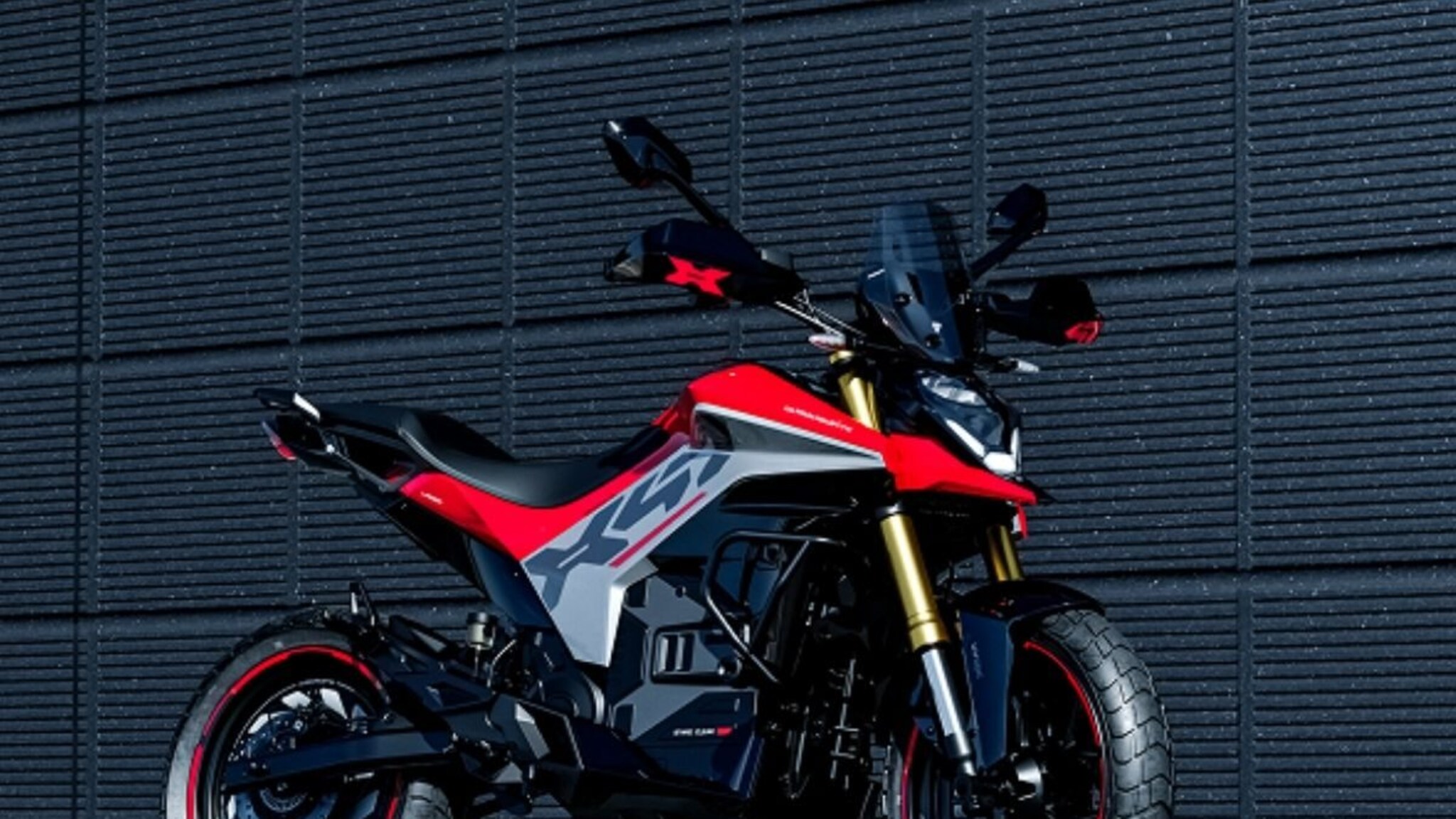 Ultraviolette: फक्त 999 रुपयांमध्ये बूक करा सुपर EV Bike, रेंज 323 किमी, 0-100 फक्त 8 सेकंदात!