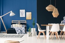 Multifunctional Spaces : लहान घराला द्या परफेक्ट लूक! या स्मार्ट फर्निचर सोल्युशन्सने रूम बनतील मल्टि-पर्पज