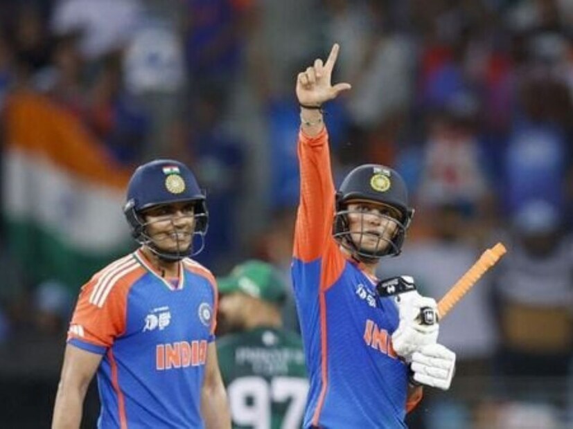 अभिषेक शर्माने श्रीलंकेविरूद्धच्या सामन्यात 22 बॉलमध्ये अर्धशतक झळकावले होते. या दरम्यान त्याने 61 धावांची अर्धशतकीय खेळी केली होती. या खेळीच्या बळावर त्याने आशिया कपमध्ये 300 धावांचा टप्पा ओलांडला आहे.
