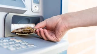 कॅश काढायला एटीएममध्ये जायची गरज नाही,  एका स्कॅनने मिळणार रोख रक्कम
