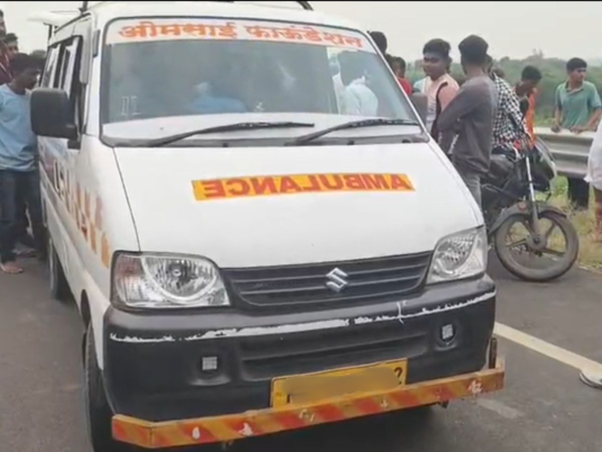 Buldhana Accident : भरधाव बोलेरो पिकअपची दुचाकीस्वाराला धडक, दुरपर्यंत फेकला गेला मृतदेह, शरीराचे झाले तुकडे तुकडे