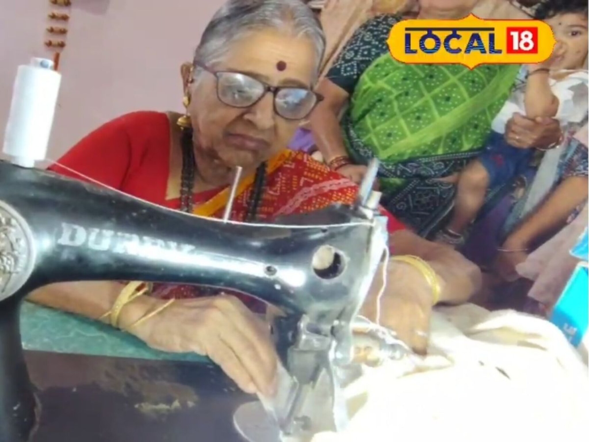 Adarsha Bank Scam: शिलाई मशिनवर काम करून पै पै जमवले, बँक घोटाळ्यात 22,00,000 बुडाले, 80 वर्षाच्या आजींची व्यथा
