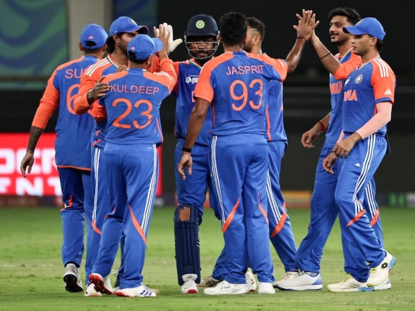 4 ग्रुपमधल्या टॉप-2 टीम सुपर 8 मध्ये प्रवेश करतील. सुपर-8 मधल्या टॉप-4 टीम सेमी फायनल खेळतील. पहिली सेमी फायनल 4 मार्चला कोलकाता किंवा कोलंबोमध्ये होईल. तर दुसरी सेमी फायनल 5 मार्चला मुंबईमध्ये खेळवली जाईल. 8 मार्चला अहमदाबादमध्ये टी-20 वर्ल्ड कपची फायनल होईल.