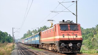 पैसे किती दिवसांत परत मिळतात?साधारणतः ऑनलाइन तिकीटाचा रिफंड 7 ते 10 वर्किंग दिवसांत खात्यात जमा होतो. काउंटर तिकीटासाठीही तत्सम प्रक्रिया लागू आहे.