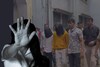 बॉयफ्रेंड मिळवून देतो सांगून 8 जणांनी अल्पवयीन मुलीवर गँगरेप, कल्याण हादरलं