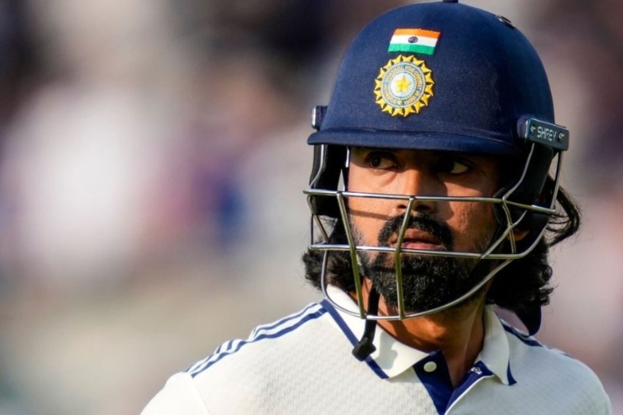 टीम इंडियाची निवड झाली, पण गिल टेन्शनमध्ये, केएल राहुलने अचानक सोडलं मैदान!