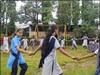 पारंपरिक गाणी आणि मुलींचं रिंगण, कोल्हापूरच्या शाळेनं जपली खास परंपरा, Video