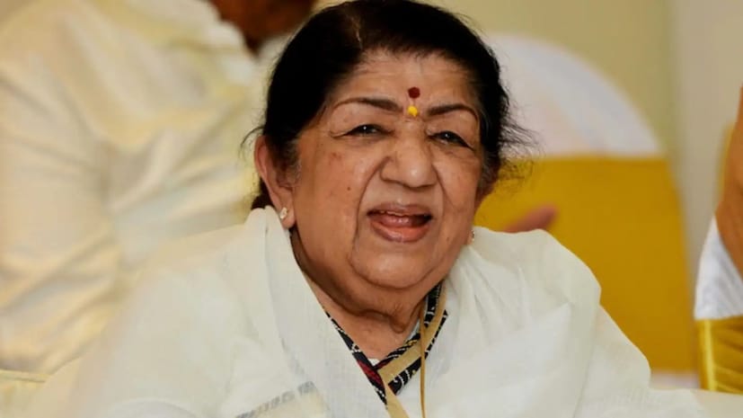 भारताच्या गानकोकिळा म्हणून लोकप्रिय असलेल्या गानसम्राज्ञी लता मंगेशकर यांची आपल्या देशातच नाही, तर जगभरातही मोठी फॅन फॉलोविंग आहे. 