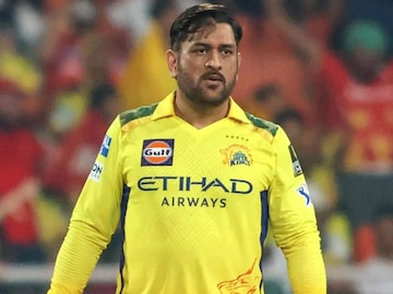 ज्यांचा कुणी नाही त्यांचा धोनी, टीम इंडियातने बाहेर केलेल्या खेळाडूंना CSK ने दि ज्यांचा कुणी नाही त्यांचा धोनी, टीम इंडियातने बाहेर केलेल्या खेळाडूंना CSK ने दि