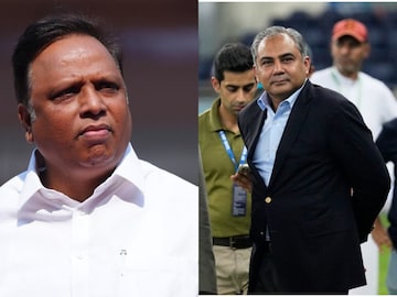 आशिया कपची ट्रॉफी तुझ्या घरची नाही... शेलारांची नक्वीला डेडलाईन, ACCच्या बैठकीत हाय व्होल्टेज ड्रामा