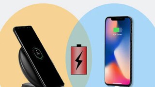 नॉर्मल चार्जिंग आणि वायरलेस चार्जिंग नॉर्मल चार्जिंग आणि वायरलेस चार्जिंग