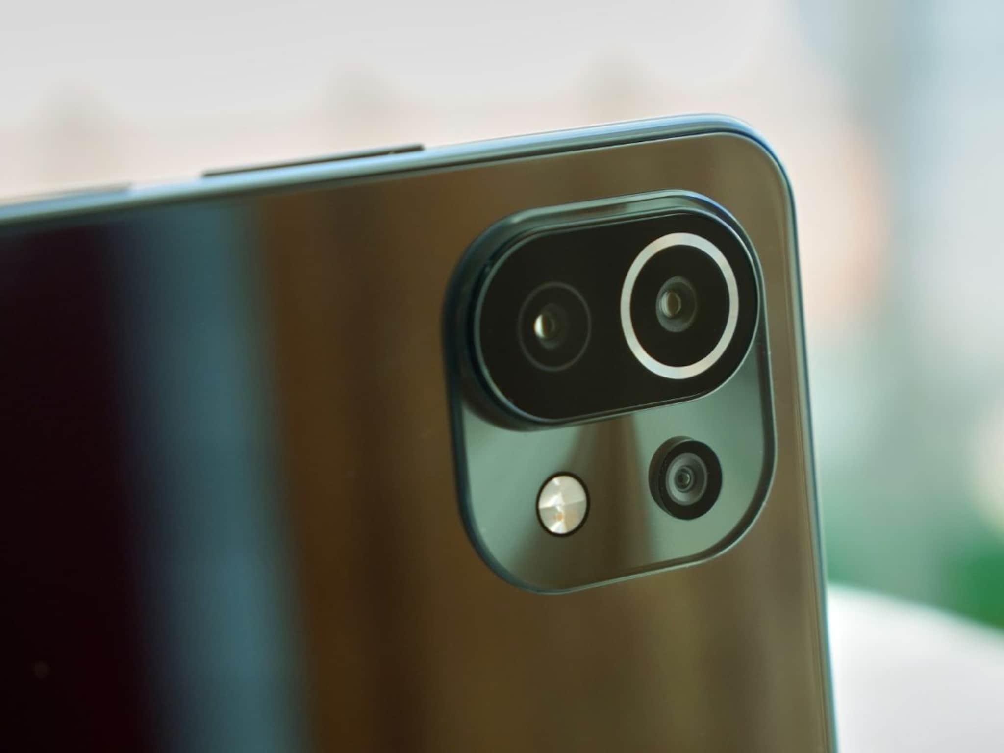 Megapixel म्हणजे नक्की काय? 200MP कॅमेरा खरंच भारी की फक्त मार्केटिंगचा फंडा?