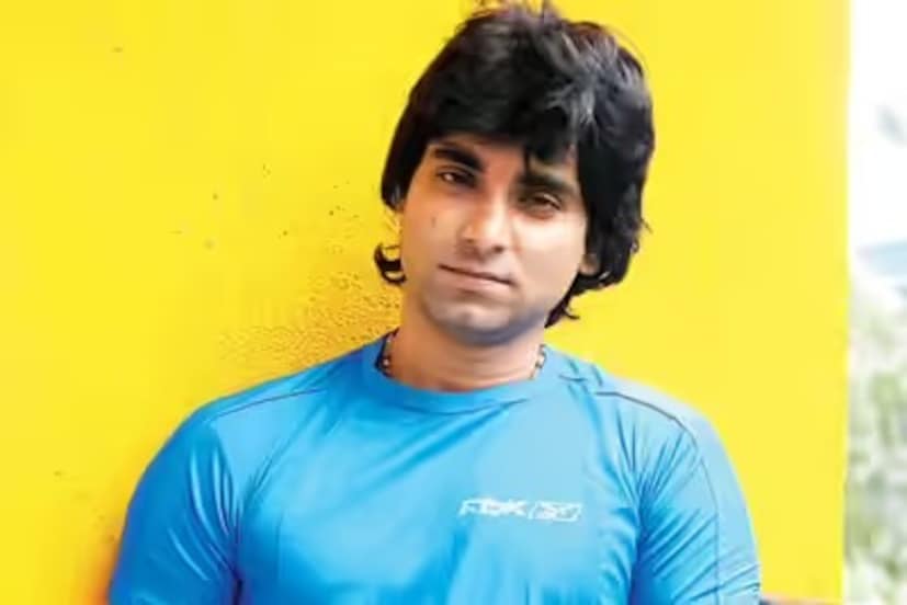 तो म्हणाला, “आपल्या अनेक अभिनेत्रींना डेटवर जायला रणबीर कपूर, विकी कौशलच का पाहिजे? ते तुमच्याकडे बघतील तरी का? तुम्हाला अंकुश चौधरी, सुबोध भावे, प्रसाद ओक, स्वप्नील जोशी, उमेश कामत दिसत नाहीत का? ते सगळेही हँडसम आहेत आणि स्टार आहेत. तुम्हालाच तुमच्या कलाकारांबद्दल आदर नसेल, तर मराठी सिनेमा कसा चालेल?”