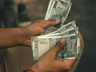 मिडल क्लास सेव्हिंग