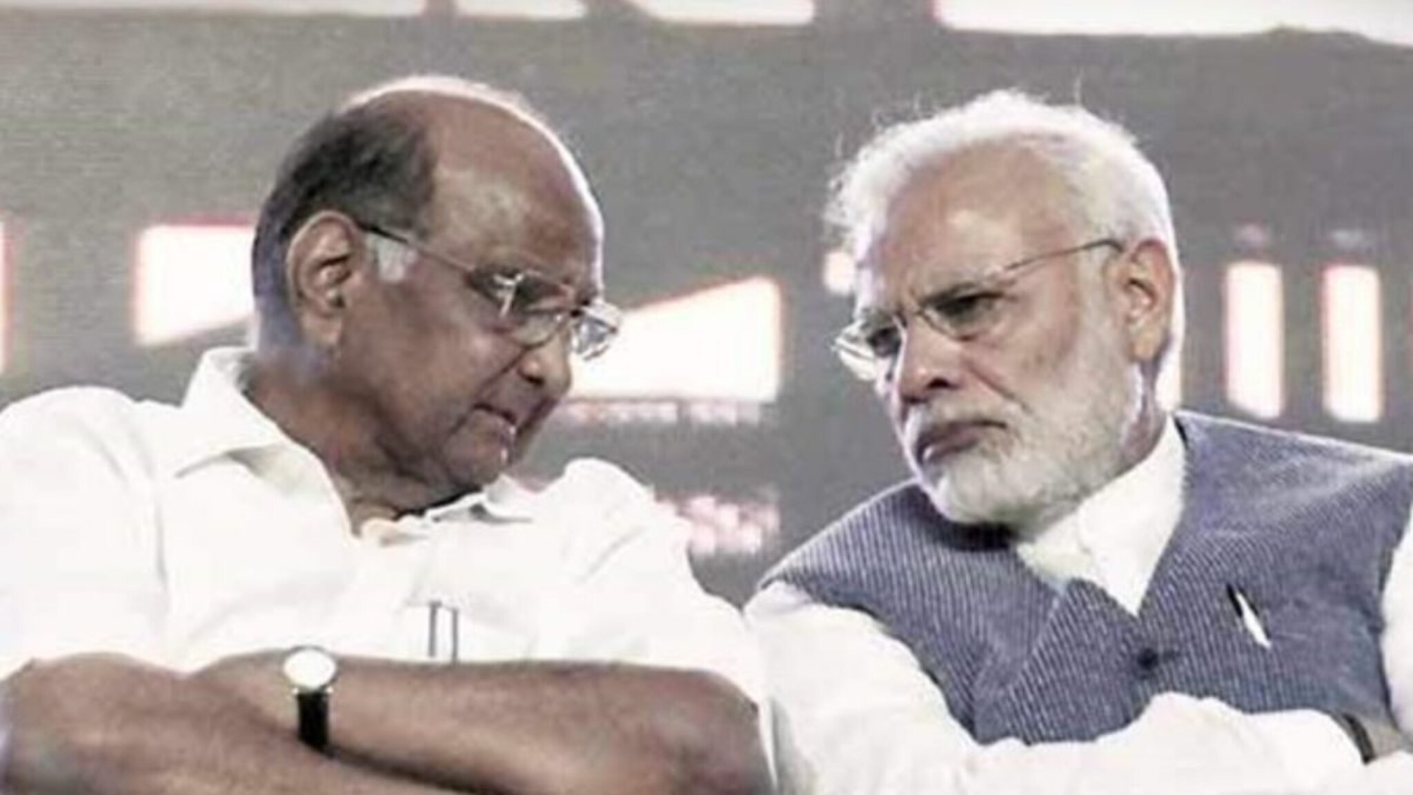 'पवार अन् मोदींवर जपून बोलावं', शिंदे गटाच्या मंत्र्याचं विधान, पडळकरांना सल्ला