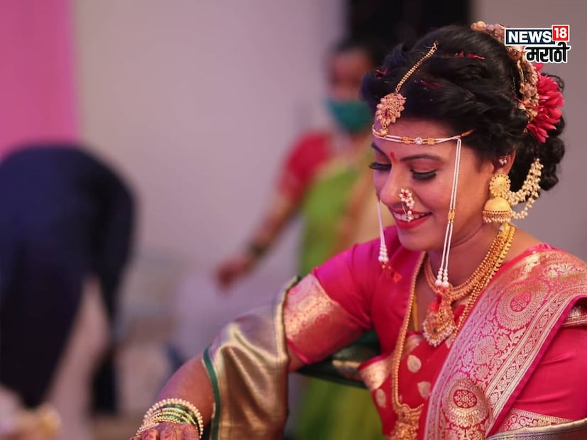 शुभांगी आणि सुमित यांच्या लग्नाची बातमी त्यांच्या जवळच्या व्यक्तींनी सोशल मीडियावर फोटो शेअर केल्यामुळे समोर आली. शुभांगीची 'संगीत देवबाभळी' नाटकातील सहकलाकार मानसी जोशी हिने नुकतीच एक इन्स्टाग्राम स्टोरी शेअर केली.