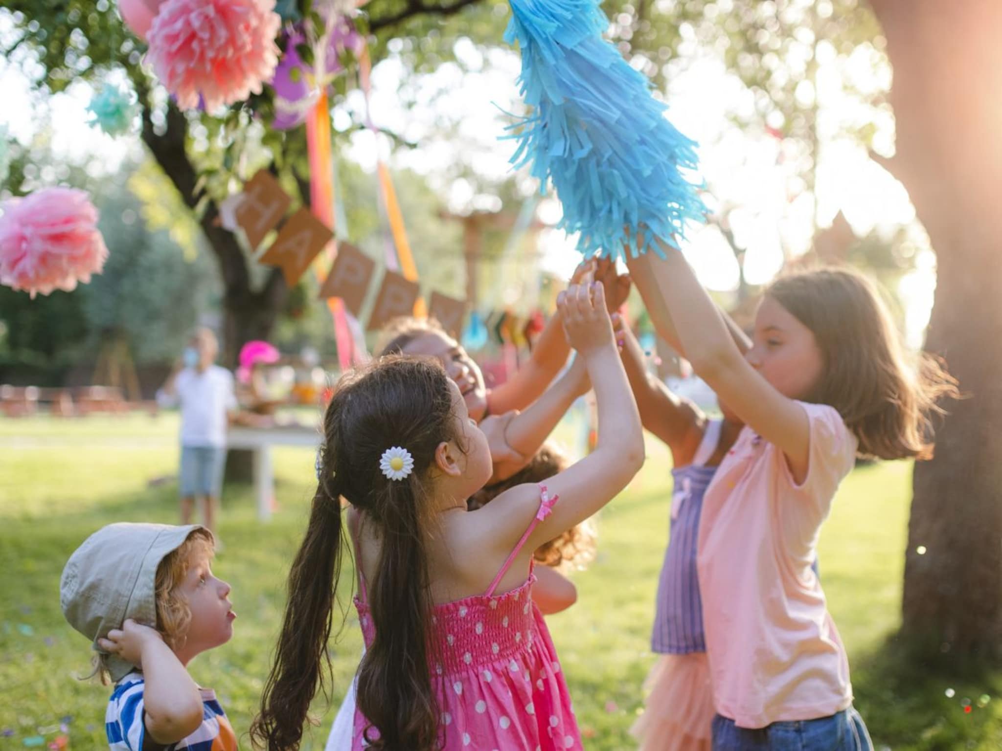 मुलीला बर्थडे पार्टीमध्ये सोडून गेली आई, संध्याकाळी परत येताच जे दिसलं ते पाहून उडाला चेहऱ्याचा रंग