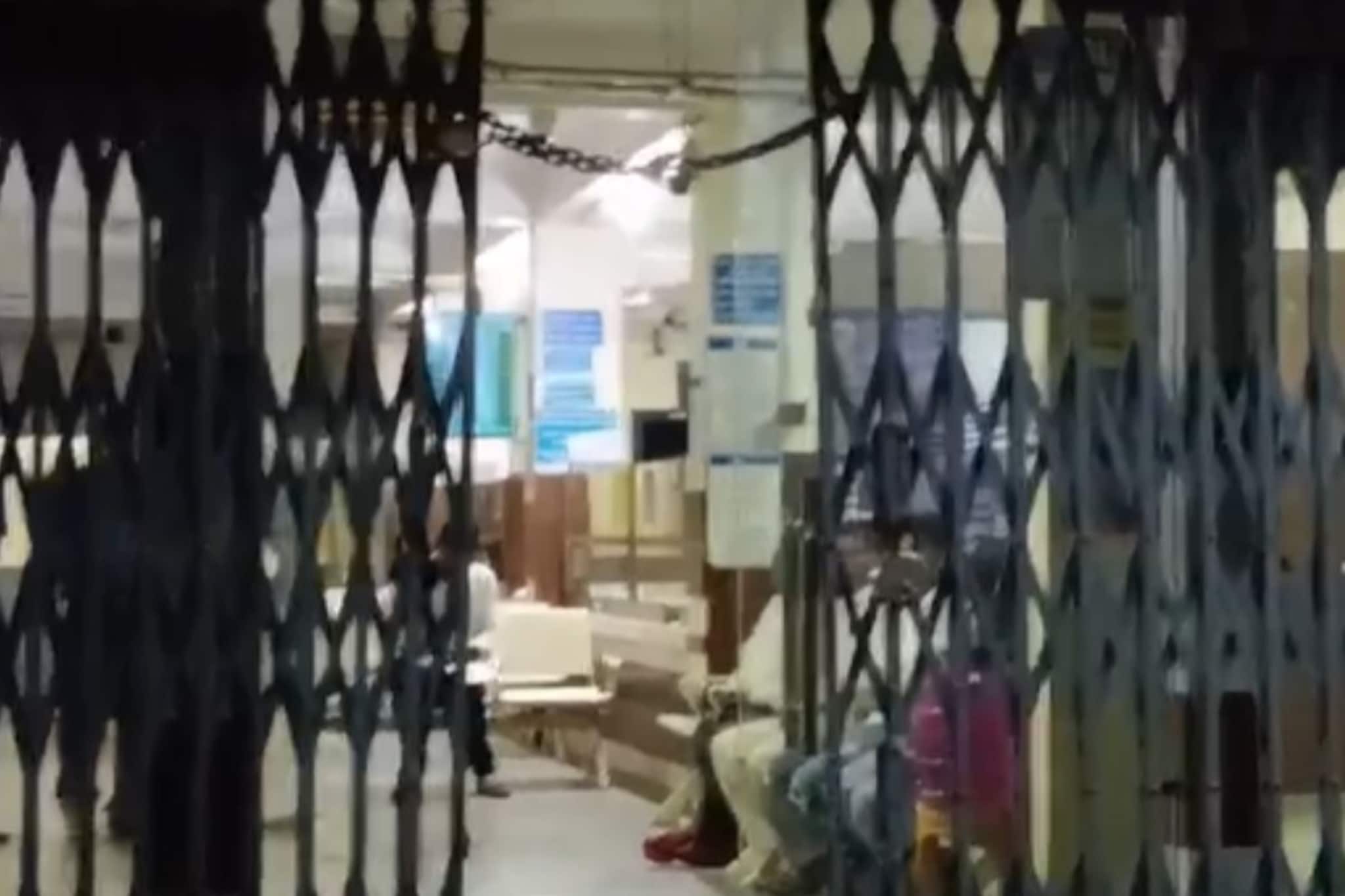 स्टेट बॅक ऑफ इंडिया बँकेत सशस्त्र दरोडा, बंदुकीचा धाक दाखवून कोट्यवधी रुपये लुटल