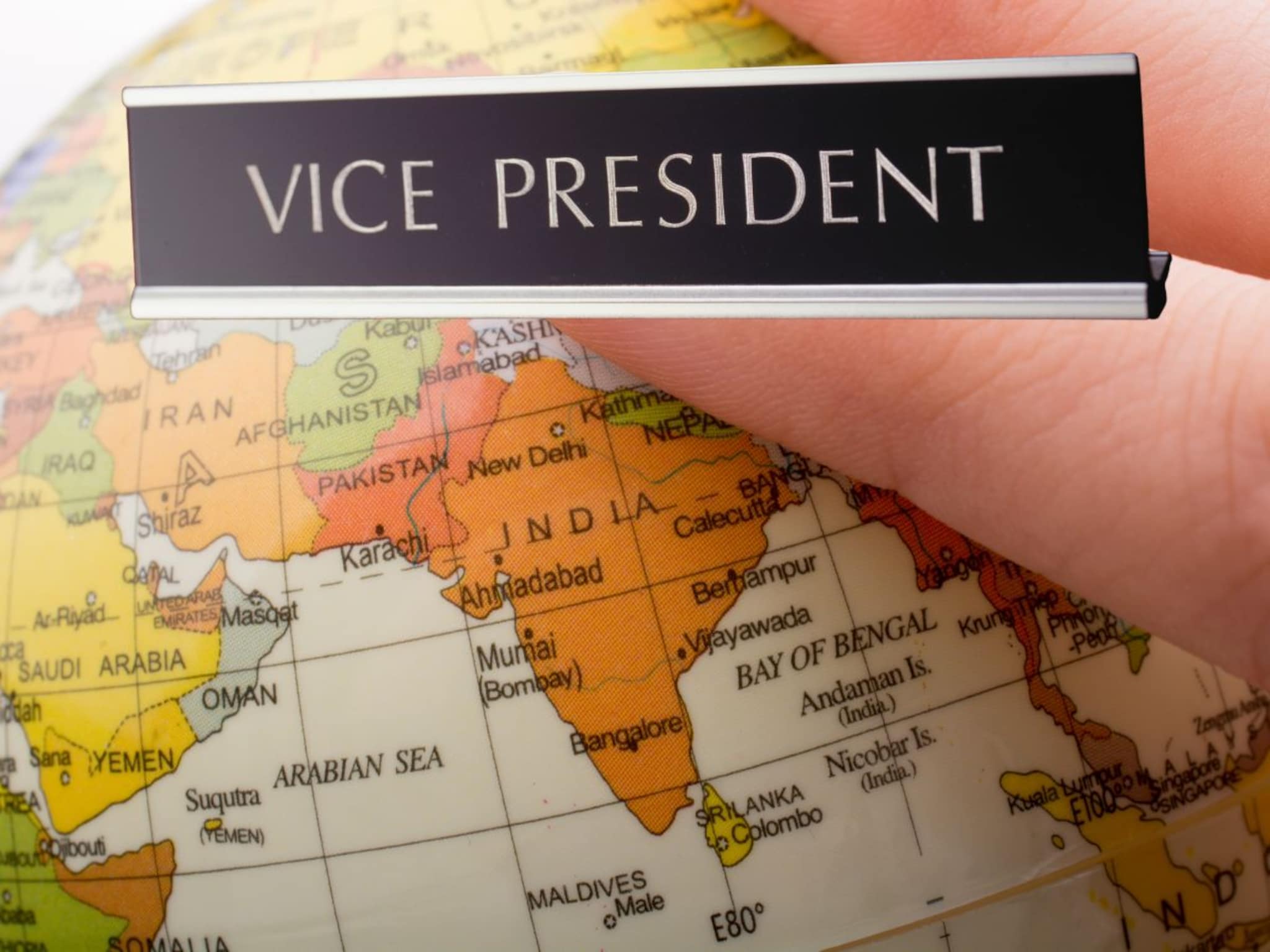 Vice President Election 2025 : भारतात उपराष्ट्रपती निवडण्याचे नियम आणि प्रक्रिया काय आहे? ते केव्हा निवडले जातात