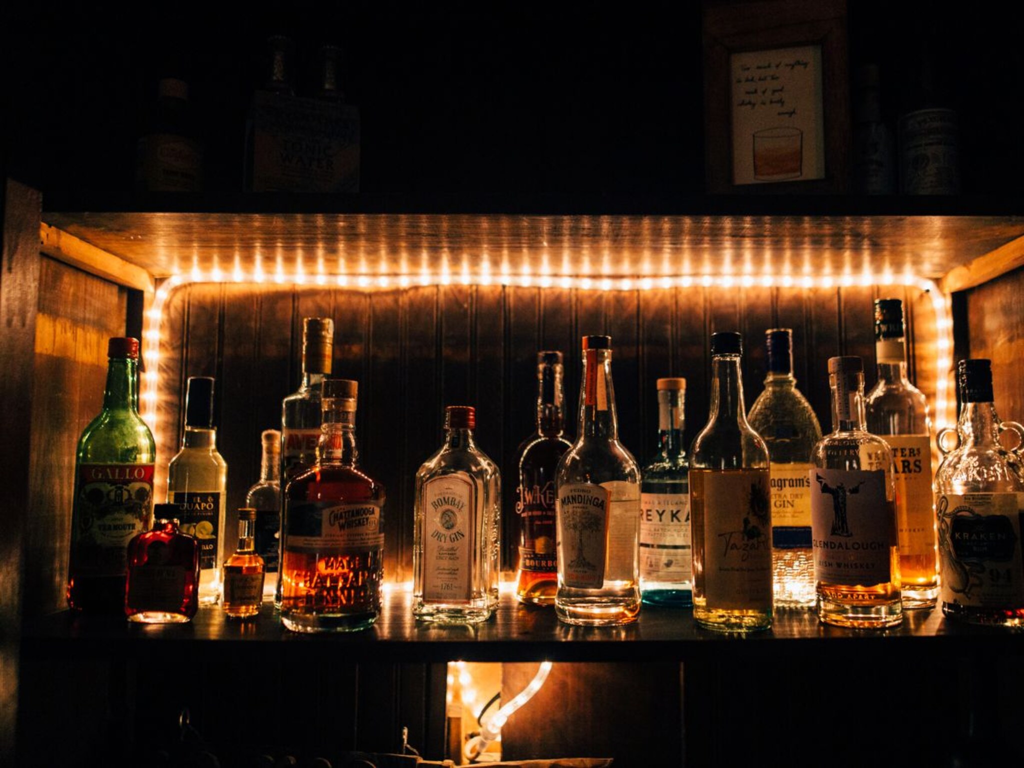 Best Selling Whisky : भारतातील सर्वाधिक विकली जाणारी व्हिस्की कोणती? नाव ऐकून विश्वास बसणार नाही