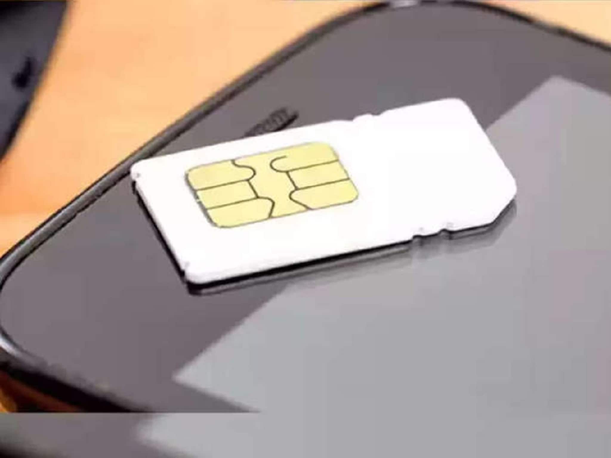 सिम कार्डचा एक कोपरा कट झालेला का असतो? 99 टक्के लोकांना माहितीच नसेल उत्तर