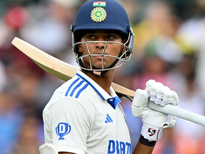  "विराट आणि रोहित दोघेही उत्तम खेळाडू आहेत. जेव्हा ते आमच्यासोबत असतात तेव्हा ते आमच्यासारख्या तरुण खेळाडूंना नक्कीच प्रेरणा देतात, असे यशस्वी जयस्वाल अजेंडा आज तक 2025 च्या व्यासपीठावर बोलला आहे.