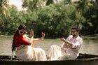 ऑक्टोबर महिन्यात 'इथं' प्लॅन करा 'रोमँंटिक ट्रिप', पार्टनर होईल एकदम खुश!