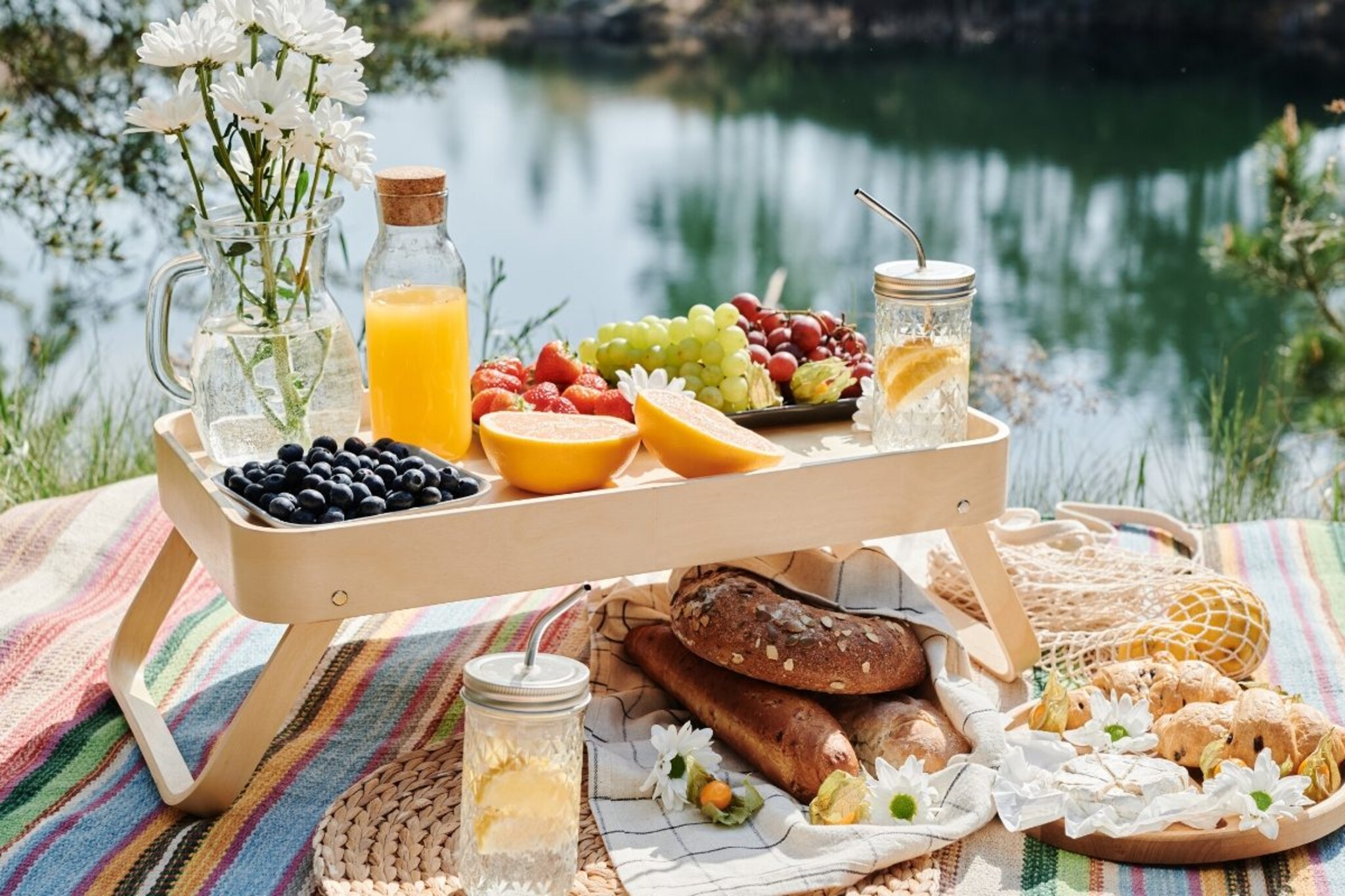 खाताना जपून! 'हे' आहेत जगातील सर्वात धोकादायक 10 पदार्थ; शेफलाही लागतो परवाना!