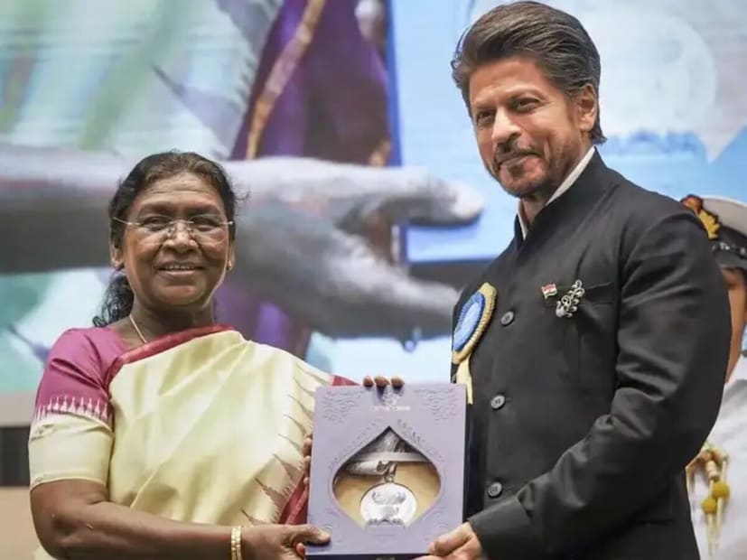 हुरुन इंडिया रिच लिस्ट 2025 जाहीर झाली आहे. या लिस्टनुसार गेल्या वर्षीच्या तुलनेत शाहरुखने मोठी झेप घेतली आहे. यंदा त्याने जागतिक स्टार्ससुद्धा मागे टाकले आहे. 