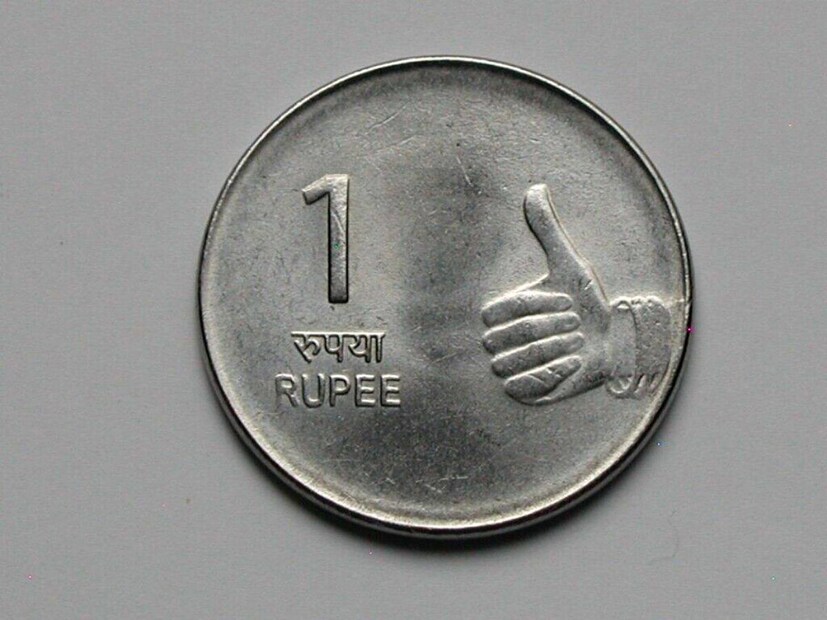नाणी बनण्याचे यंत्र आणि प्रणाली ही मुंबई आणि हैदराबादमध्ये आहे. इथल्या आधुनिक मशीनरीत नाणी बनवली जातात आणि नंतर भारतीय रिजर्व बँकेच्या माध्यमातून देशभर वितरित केली जातात. 2017 मध्ये ₹1 चे 90.3 कोटी नाणी तयार झाले, तर 2018 मध्ये ही ही नाणी 63 कोटी झाली, यामागे मुख्य कारण डिजिटल पेमेंटचा वाढता वापर आहे. आजकाल यूपीआय, फोनपे, गूगल पे यांसारख्या अॅप्सद्वारे छोटे-मोठे व्यवहार सहज होत असल्यामुळे लोक नाण्यांचा वापर कमी करतात.