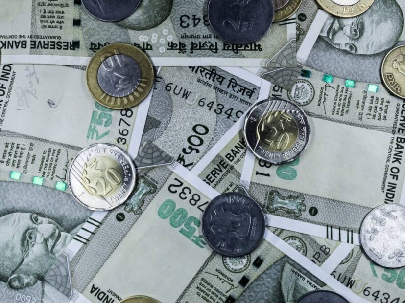 उदाहरण म्हणून सांगायचं झालं तर एखादी वस्तू 299 ला मिळणे किंवा ती 300 रुपयाला मिळणे यात जरी एक रुपयाचा फरक असला तरी ते ह्यूमन सायकोलॉजीवर खूप मोठा परिणाम करतं. यामुळे माणसाला असं वाटतं की तो कोणतीही गोष्ट 200 रुपयात घेत आहे पण त्यासाठी तो 300 रुपये पे करत असतो.