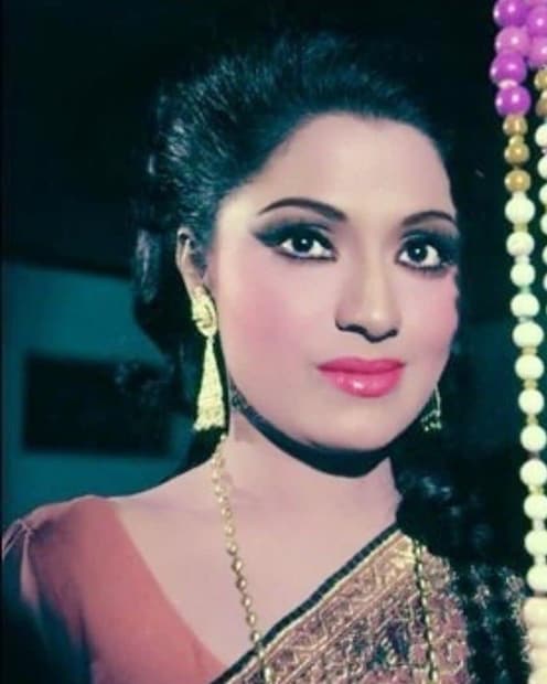 bindu desai, bindu desai movies, bindu desai life story, bindu desai as villain, bindu desai rajesh Khanna movies, rajesh Khanna bindu desai movies, Dharmendra bindu desai, bindu desai age, bindu desai daughter